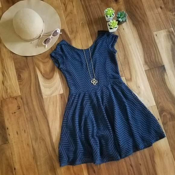Aeropostale Dresses & Skirts - AEROPOSTALE NYC navy baby doll dress  Small